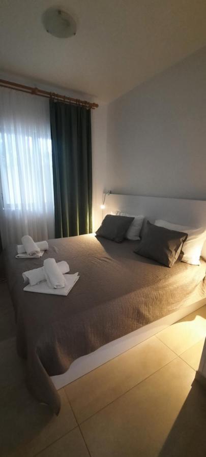 Apartmani Maris III Rab Town Ngoại thất bức ảnh